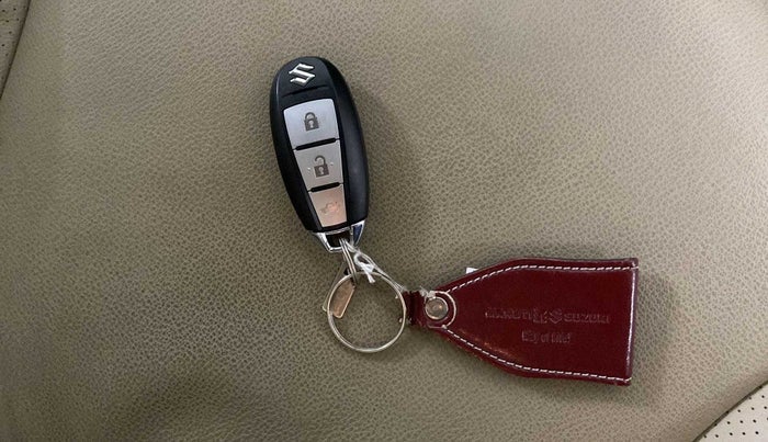2018 Maruti Ciaz ZETA AT 1.5  SHVS PETROL, Petrol, Automatic, 68,100 km, Key Close Up