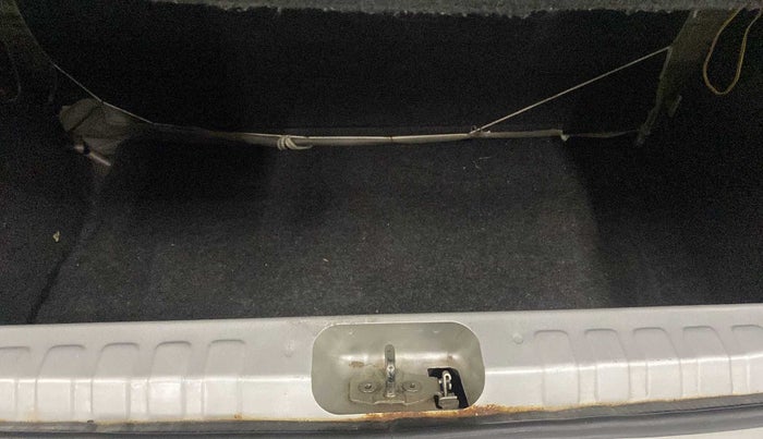 2016 Datsun Redi Go T, Petrol, Manual, 37,488 km, Boot Inside