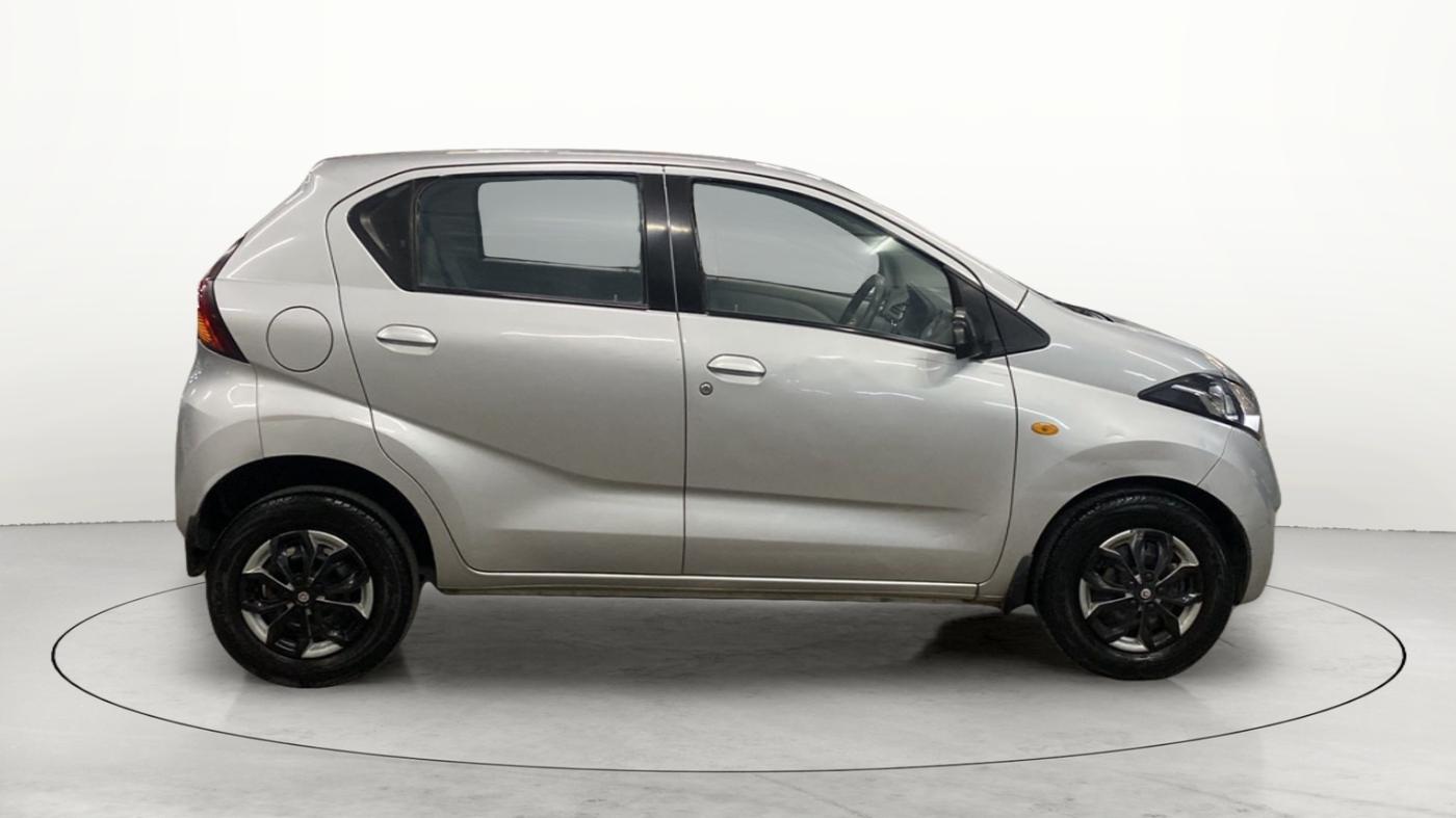 2016 Datsun Redi Go T, Petrol, Manual, 37,488 km, Right Side View