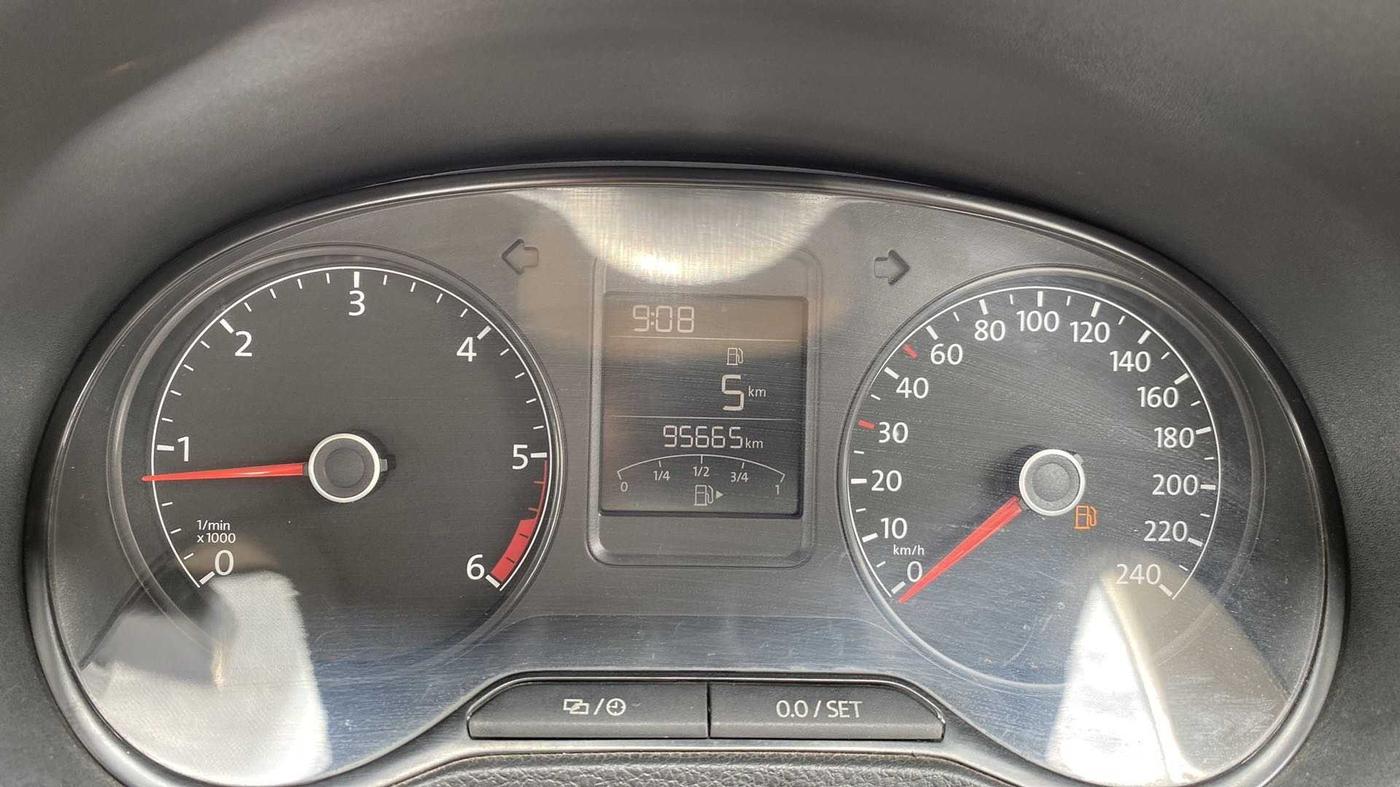 2016 Volkswagen Ameo COMFORTLINE 1.5L, Diesel, Manual, 95,627 km, Odometer Image