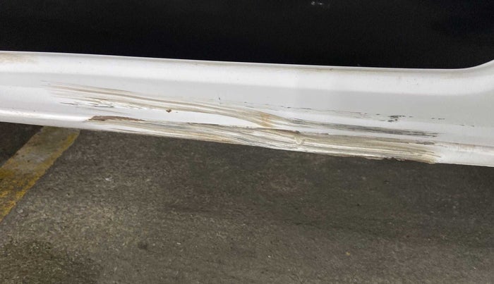2018 Renault Kwid RXL, Petrol, Manual, 21,400 km, Left running board - Slightly dented
