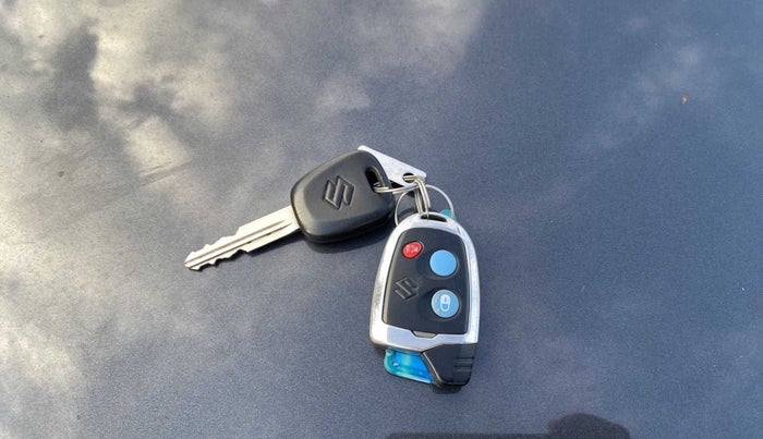 2020 Maruti Alto LXI CNG, CNG, Manual, 63,100 km, Key Close Up