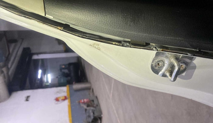2013 Maruti Swift VDI, Diesel, Manual, 90,533 km, Right C pillar - Pillar damaged/repaired