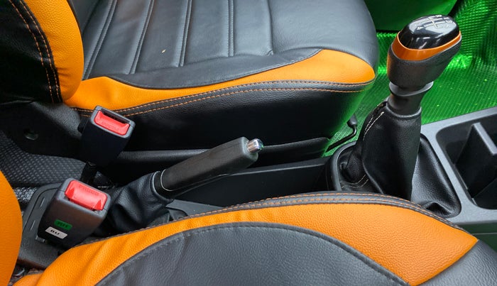 2019 Renault Kwid 1.0 CLIMBER OPT, Petrol, Manual, 24,427 km, Gear Lever