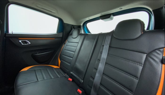 2019 Renault Kwid 1.0 CLIMBER OPT, Petrol, Manual, 24,427 km, Right Side Rear Door Cabin