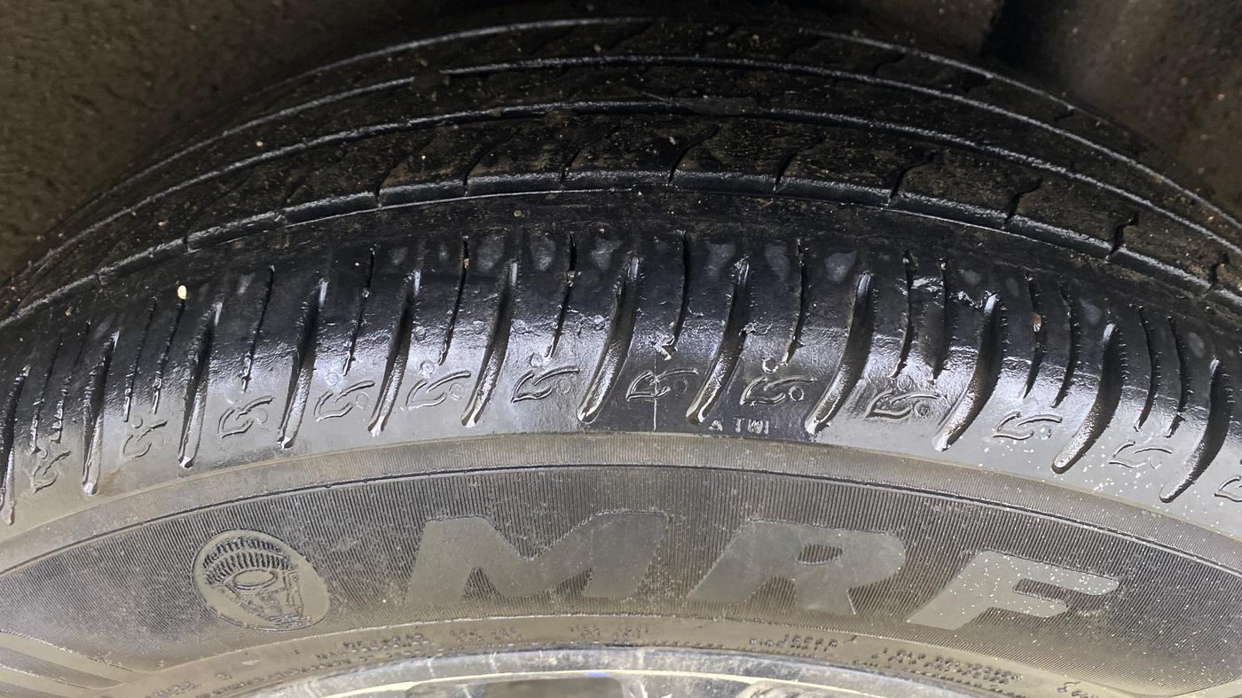 2020 Maruti Vitara Brezza ZXI AT SHVS, Petrol, Automatic, 99,527 km, Left Rear Tyre Tread