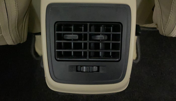 2018 Maruti Dzire VXI, Petrol, Manual, 53,297 km, Rear AC Vents