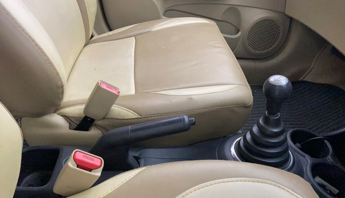 2015 Honda Amaze 1.2L I-VTEC SX, Petrol, Manual, 32,738 km, Gear Lever
