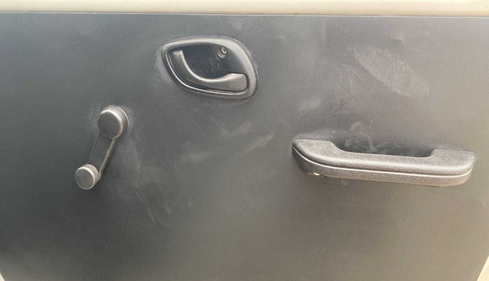 2018 Maruti Eeco 5 STR WITH A/C+HTR, Petrol, Manual, 15,054 km, Driver Side Door Panels Control