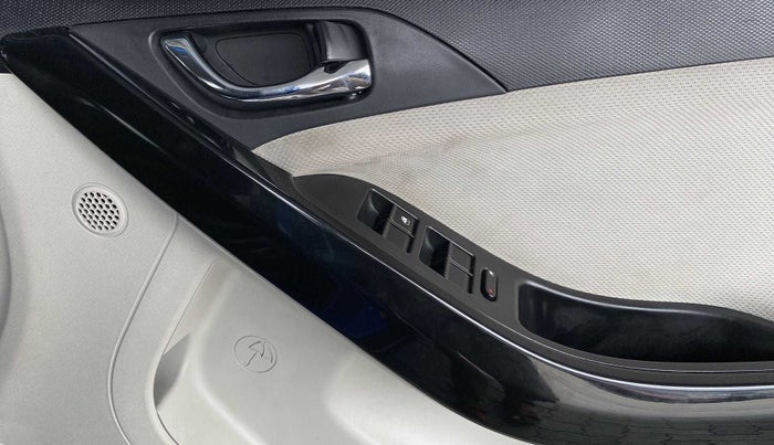 2020 Tata NEXON XZ PLUS PETROL, Petrol, Manual, 55,871 km, Driver Side Door Panels Control