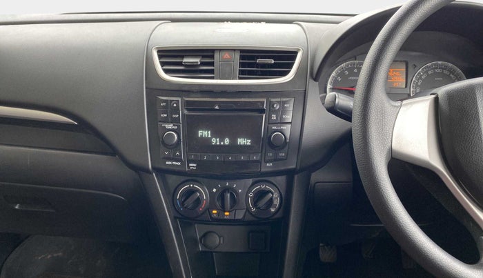 2014 Maruti Swift VXI, Petrol, Manual, 42,581 km, Air Conditioner