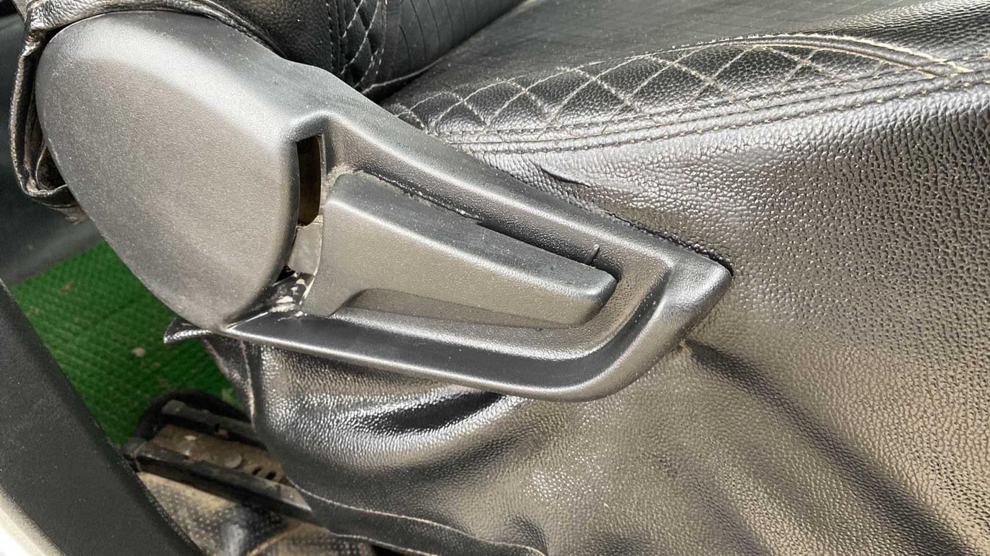2019 Maruti S PRESSO VXI, Petrol, Manual, 44,039 km, Driver Side Adjustment Panel