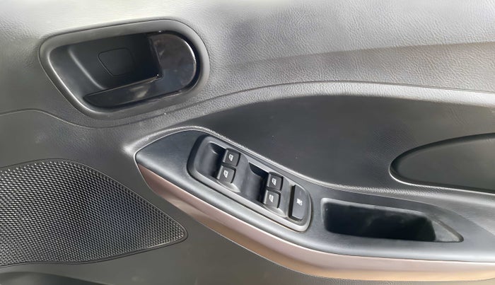 2021 Ford FREESTYLE TITANIUM 1.2 PETROL, Petrol, Manual, 9,463 km, Driver Side Adjustment Panel