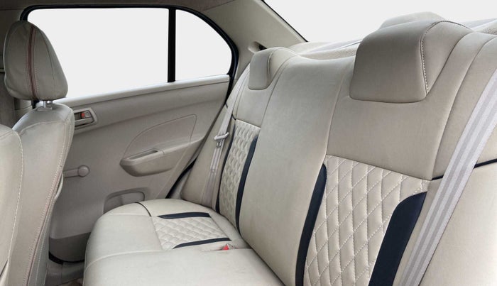 2016 Maruti Swift Dzire LXI, CNG, Manual, 1,18,334 km, Right Side Rear Door Cabin