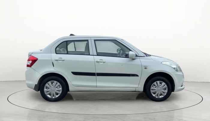 2016 Maruti Swift Dzire LXI, CNG, Manual, 1,18,334 km, Right Side View