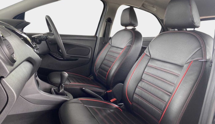 2020 Ford New Figo TITANIUM 1.2 PETROL MT, Petrol, Manual, 17,098 km, Right Side Front Door Cabin
