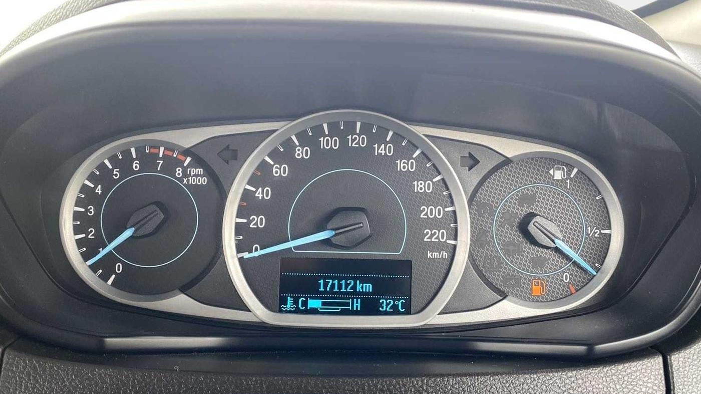 2020 Ford New Figo TITANIUM 1.2 PETROL MT, Petrol, Manual, 17,098 km, Odometer Image