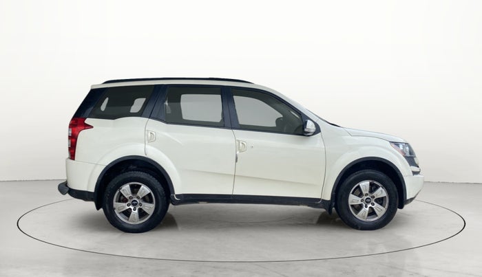 2013 Mahindra XUV500 W8, Diesel, Manual, 56,315 km, Right Side View
