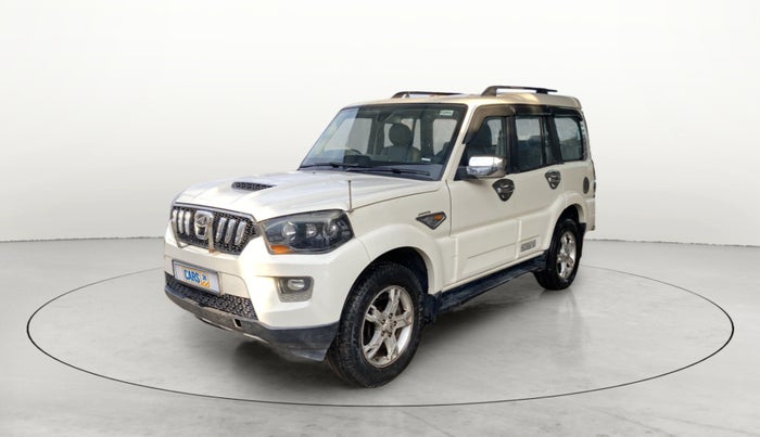 2015 Mahindra Scorpio S10, Diesel, Manual, 73,036 km, Left Front Diagonal