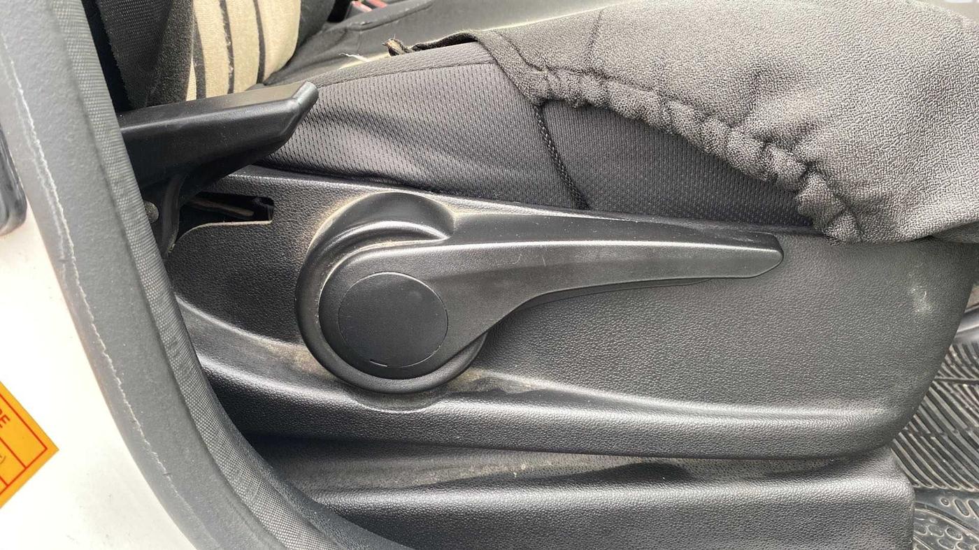 2018 Tata Tiago XZA PETROL, Petrol, Automatic, 29,515 km, Driver Side Adjustment Panel