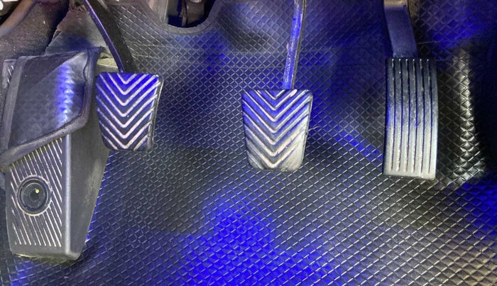 2014 Hyundai Elite i20 ASTA 1.4 CRDI, Diesel, Manual, 93,283 km, Pedals