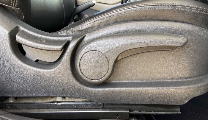 2014 Hyundai Elite i20 ASTA 1.4 CRDI, Diesel, Manual, 93,283 km, Driver Side Adjustment Panel