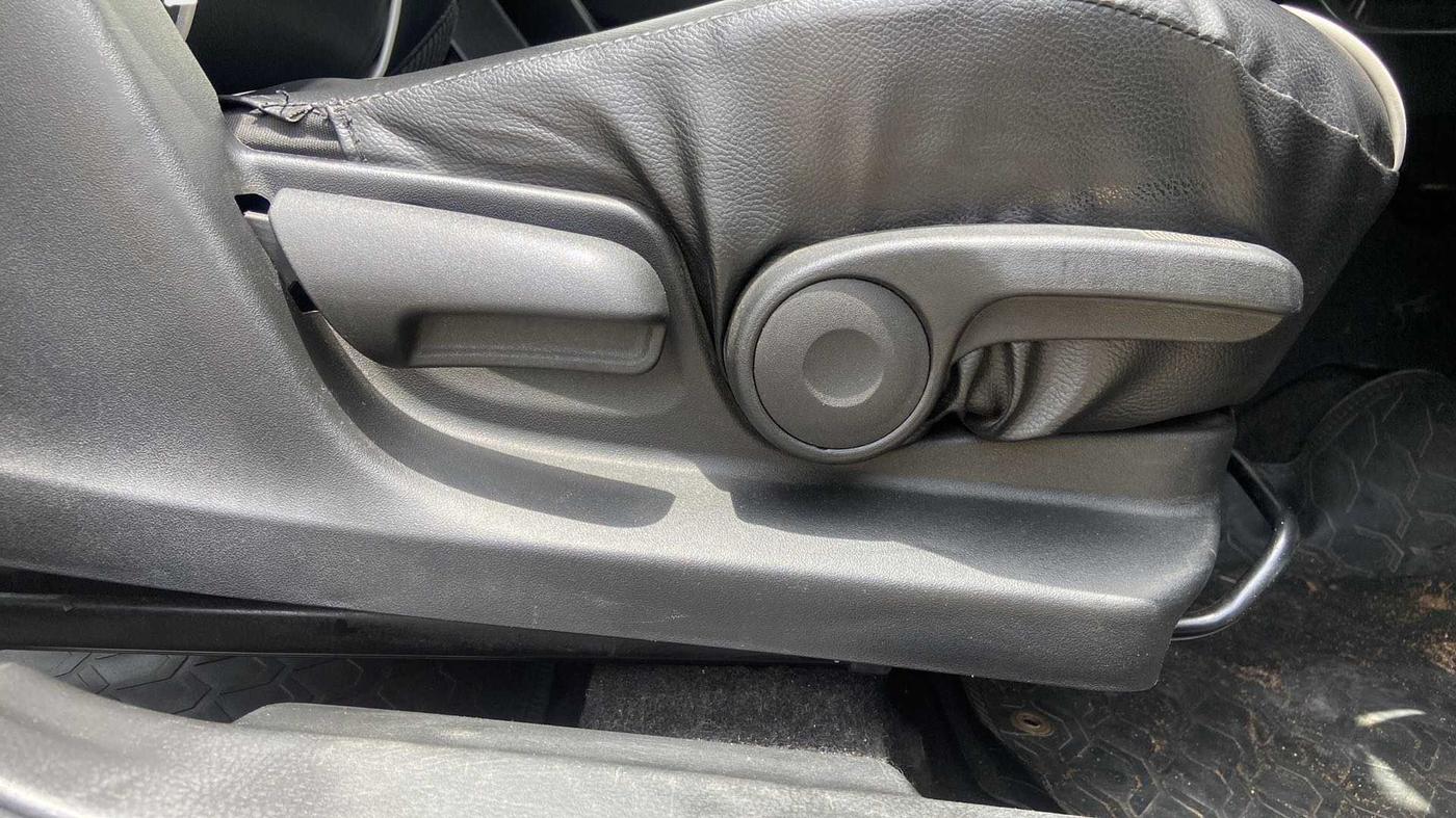 2013 Maruti Swift ZXI, Petrol, Manual, 57,770 km, Driver Side Adjustment Panel