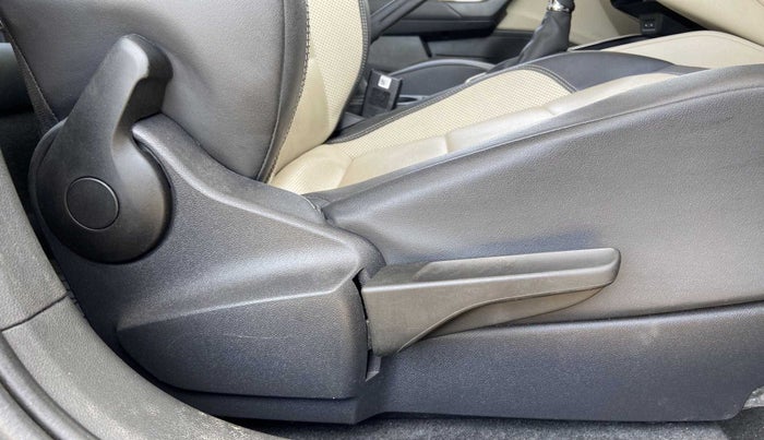 2022 Skoda SLAVIA STYLE 1.0L TSI AT, Petrol, Automatic, 19,508 km, Driver Side Adjustment Panel