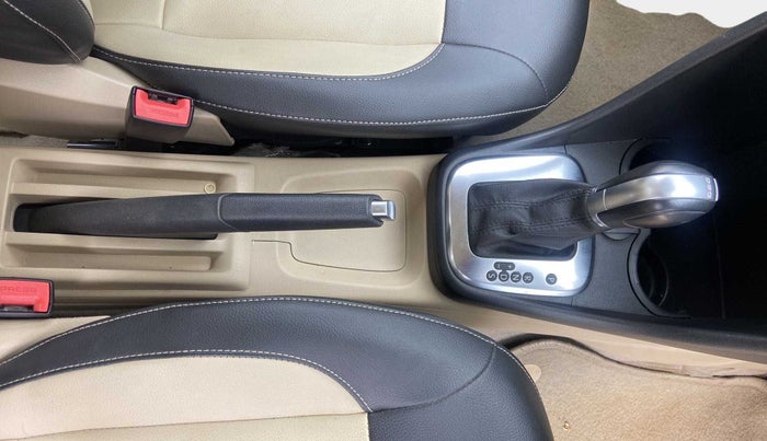 2019 Volkswagen Ameo HIGHLINE PLUS 1.5L AT 16 ALLOY, Diesel, Automatic, 36,671 km, Gear Lever