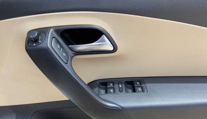 2019 Volkswagen Ameo HIGHLINE PLUS 1.5L AT 16 ALLOY, Diesel, Automatic, 36,671 km, Driver Side Door Panels Control