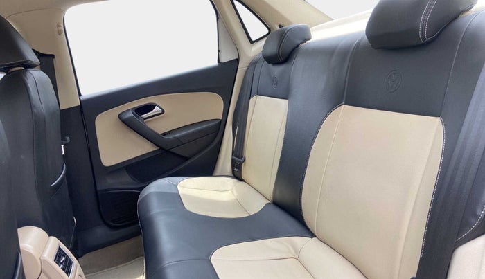 2019 Volkswagen Ameo HIGHLINE PLUS 1.5L AT 16 ALLOY, Diesel, Automatic, 36,671 km, Right Side Rear Door Cabin