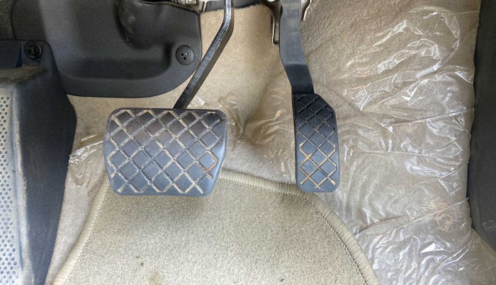 2019 Volkswagen Ameo HIGHLINE PLUS 1.5L AT 16 ALLOY, Diesel, Automatic, 36,671 km, Pedals