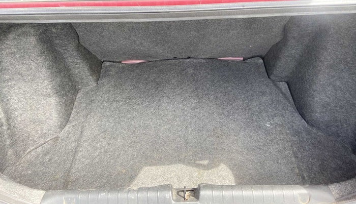 2018 Honda Amaze 1.2L I-VTEC S, Petrol, Manual, 73,982 km, Boot Inside