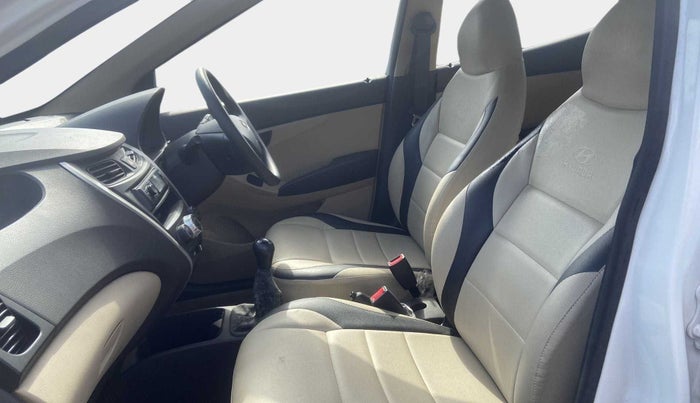 2016 Hyundai Eon ERA +, Petrol, Manual, 15,756 km, Right Side Front Door Cabin