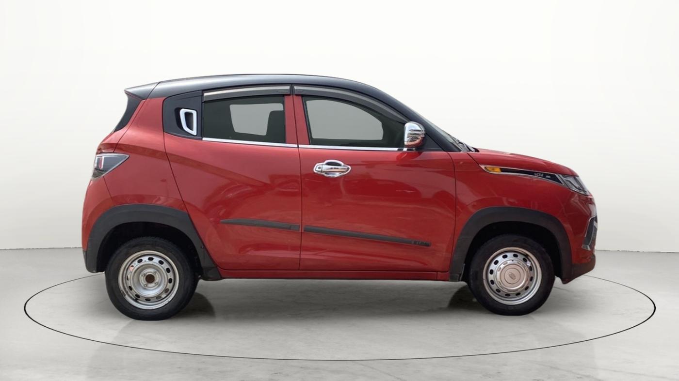 2018 Mahindra KUV 100 NXT K2 P 6 STR, Petrol, Manual, 44,721 km, Right Side View