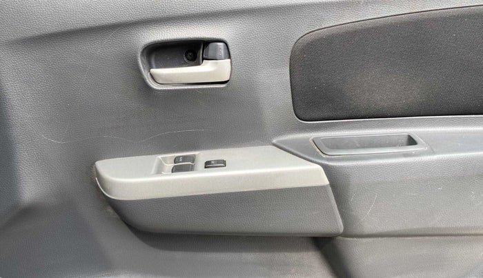 2011 Maruti Wagon R 1.0 LXI, Petrol, Manual, 25,090 km, Driver Side Door Panels Control