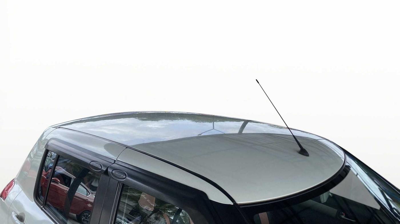 2010 Maruti Swift VDI, Diesel, Manual, 1,24,666 km, Roof