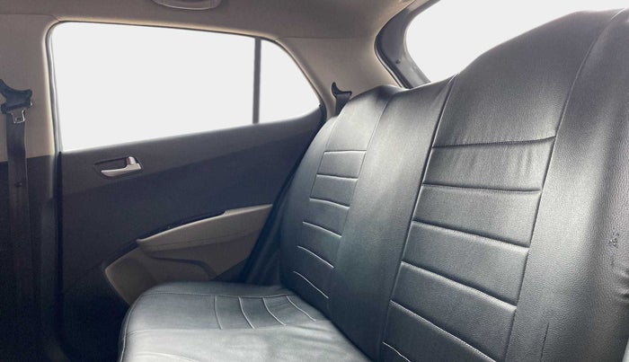 2019 Hyundai Grand i10 SPORTZ 1.2 KAPPA VTVT, Petrol, Manual, 23,834 km, Right Side Rear Door Cabin