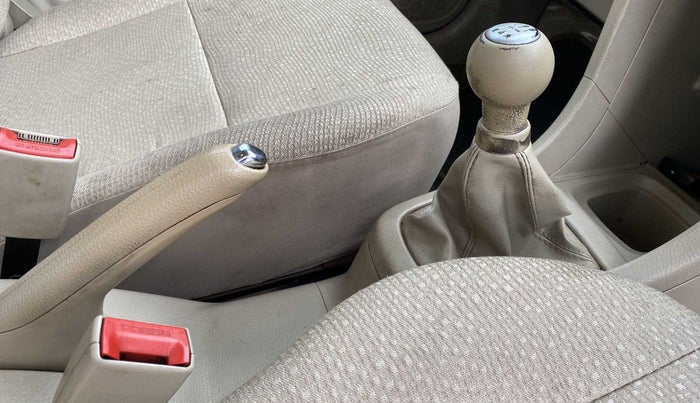 2012 Maruti Swift Dzire VDI, Diesel, Manual, 69,942 km, Gear Lever