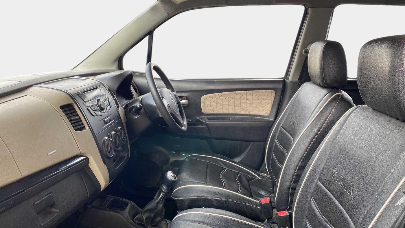 2018 Maruti Wagon R 1.0 VXI, Petrol, Manual, 73,317 km, Right Side Front Door Cabin