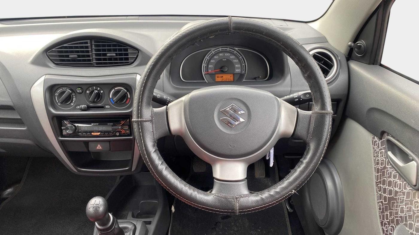 2017 Maruti Alto 800 LXI, Petrol, Manual, 35,882 km, Steering Wheel Close Up