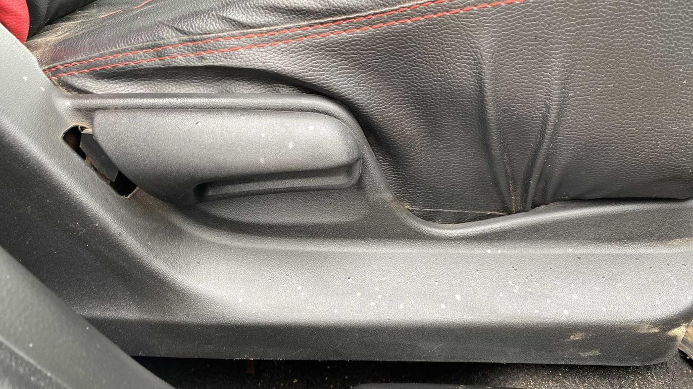 2017 Maruti Swift VXI, Petrol, Manual, 79,096 km, Driver Side Adjustment Panel
