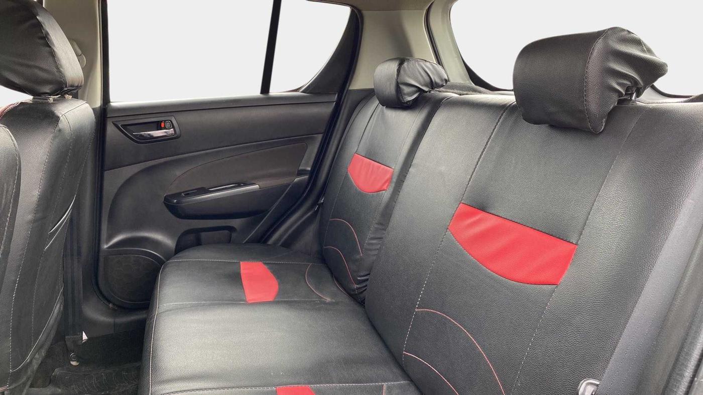 2017 Maruti Swift VXI, Petrol, Manual, 79,096 km, Right Side Rear Door Cabin