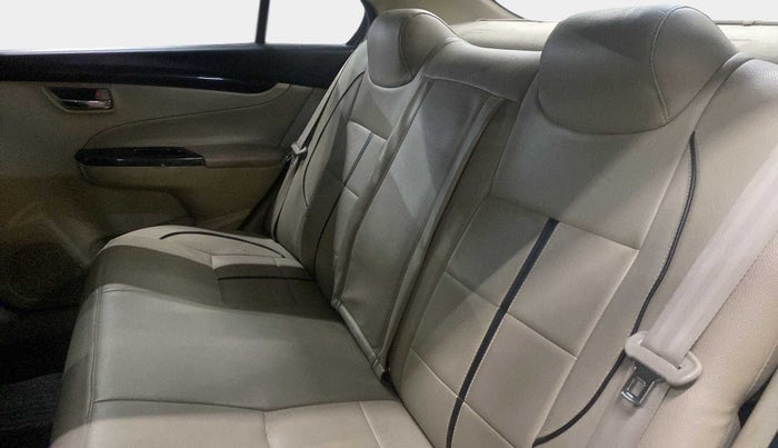 2017 Maruti Ciaz ZDI SHVS, Diesel, Manual, 1,22,023 km, Right Side Rear Door Cabin