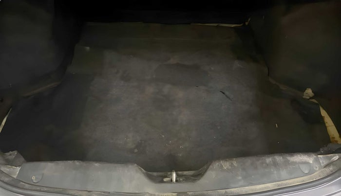 2017 Maruti Ciaz ZDI SHVS, Diesel, Manual, 1,22,023 km, Boot Inside