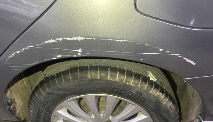 2017 Maruti Ciaz ZDI SHVS, Diesel, Manual, 1,22,023 km, Left quarter panel - Minor scratches
