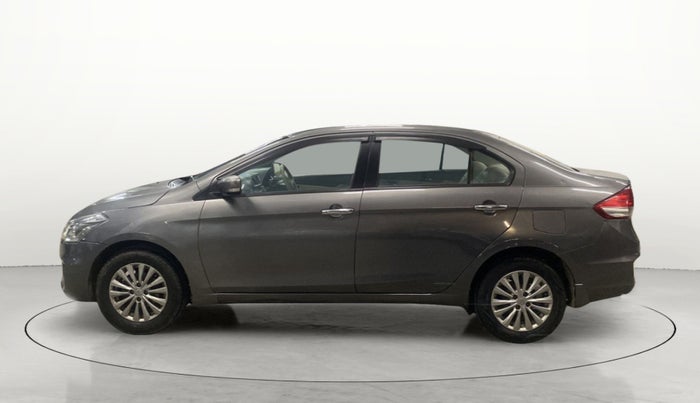 2017 Maruti Ciaz ZDI SHVS, Diesel, Manual, 1,22,023 km, Left Side