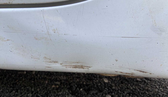 2014 Hyundai Eon ERA +, Petrol, Manual, 63,416 km, Left running board - Minor scratches
