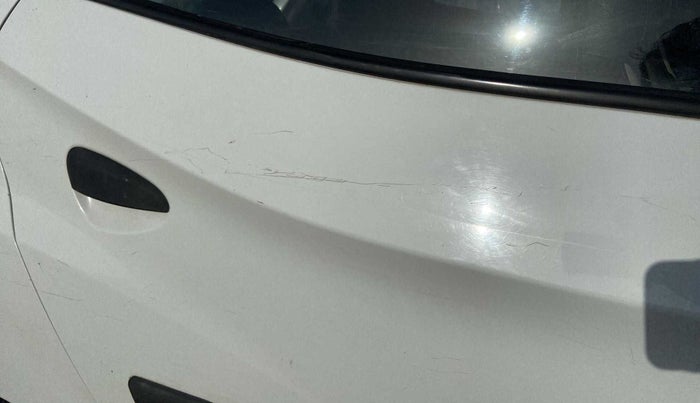 2014 Hyundai Eon ERA +, Petrol, Manual, 63,416 km, Right rear door - Minor scratches