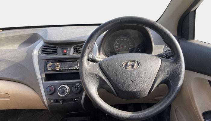 2014 Hyundai Eon ERA +, Petrol, Manual, 63,416 km, Steering Wheel Close Up